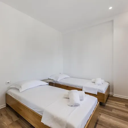 Aqua Breeze 2br By Pikhost Appartement *